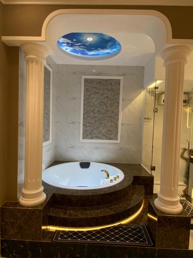 Phuoc Hung 1 Hotel Vĩnh Long Dış mekan fotoğraf