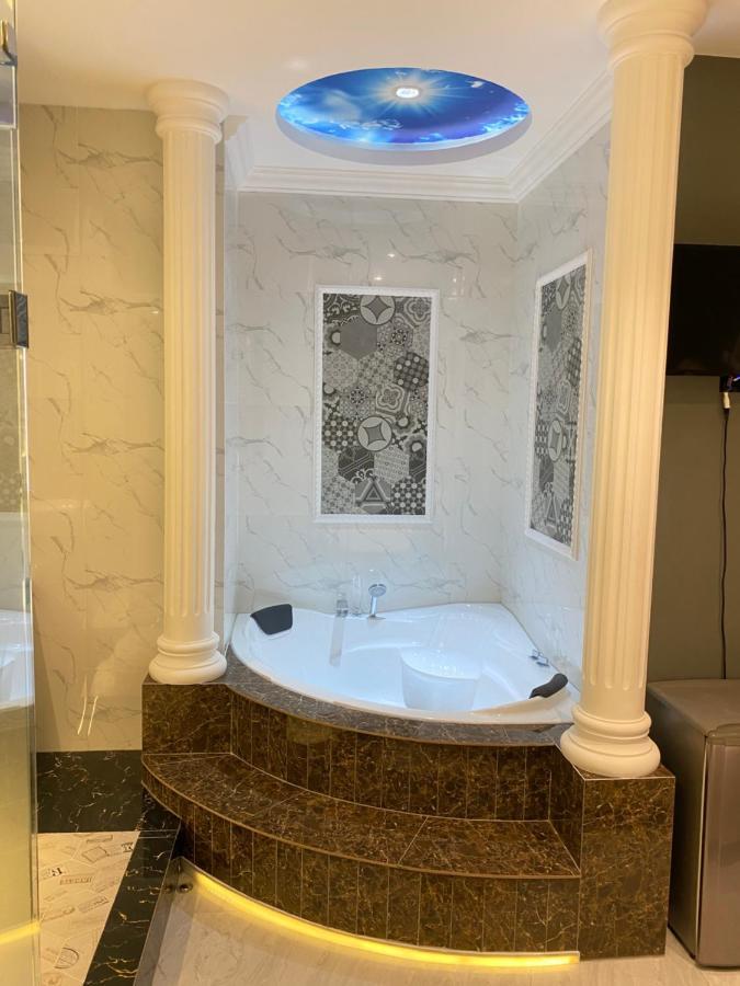 Phuoc Hung 1 Hotel Vĩnh Long Dış mekan fotoğraf